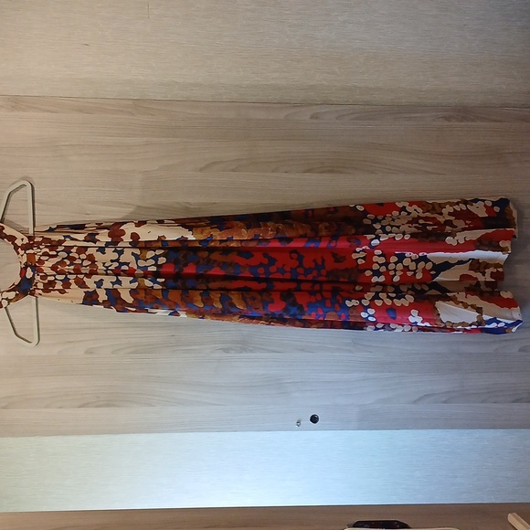 NWT Chelsie & Theodore Women's Maxi Dress Size Medium - Picture 5 of 9